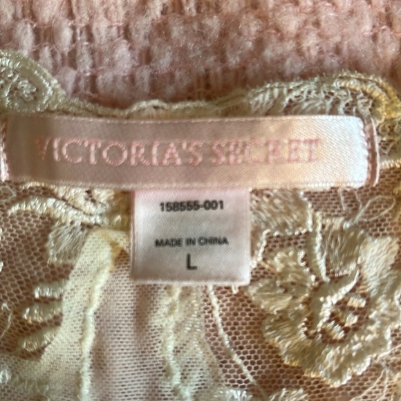 Victoria Secret spaghetti strapped nightgown. Short with see through top. Size L - Picture 6 of 6